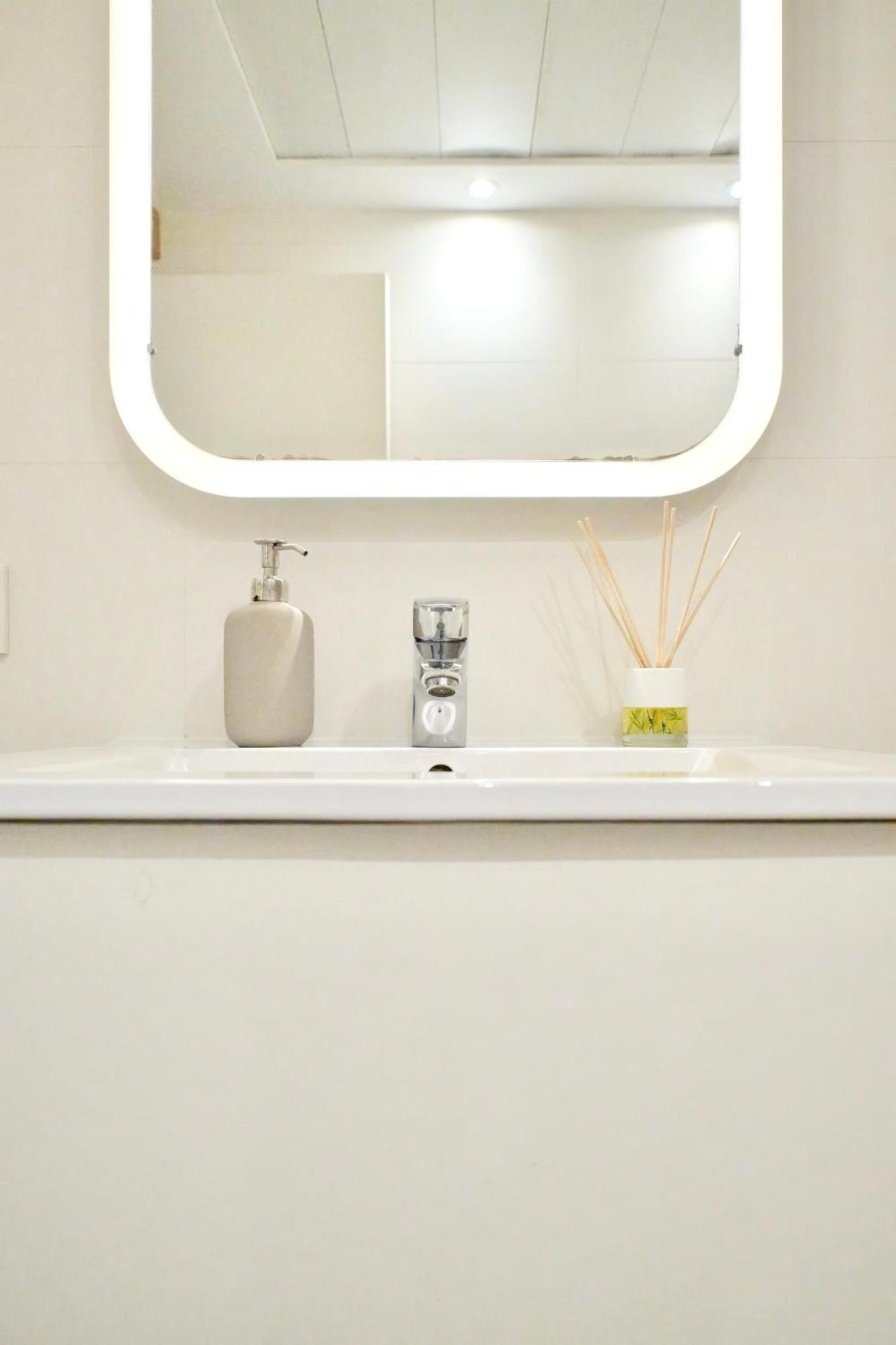 Apartamento De Diseno En La Plaza Del Carmen F1 Valencia Exteriör bild